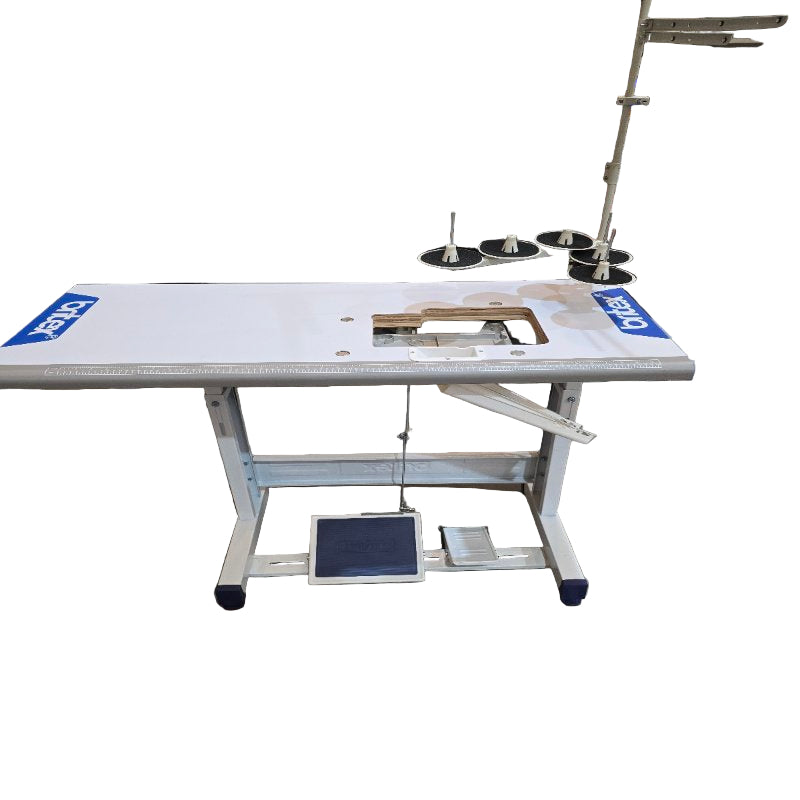 Mesa Industrial Maquina De Coser 5 Hilos Britex Gt880d 5 Blanco-Azul