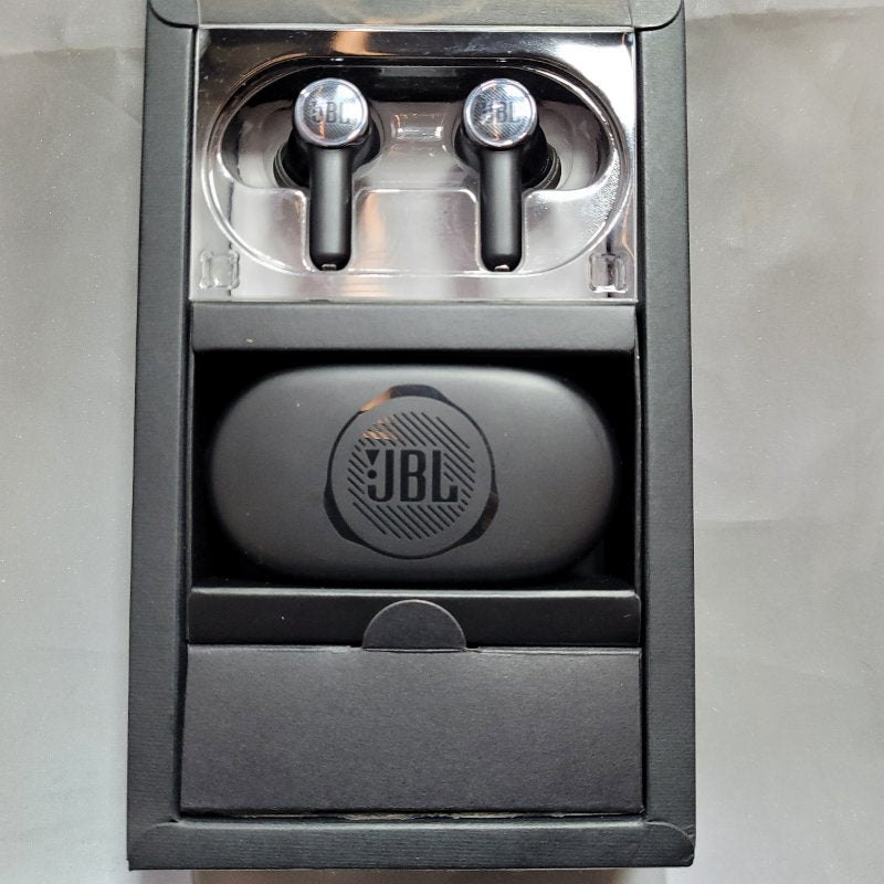 Audifonos Inalambricos Jbl Quantum Tws Negro