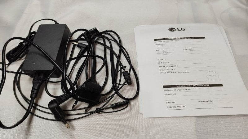 Barra De Sonido 2.1 + Subwoofer Inalámbrico Lg Soundbar S40t Negro 300w