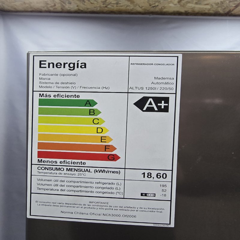 Refrigerador Mademsa 247L No Frost Top Freezer Inverter Puerta Reversible Altus 1250I Inox