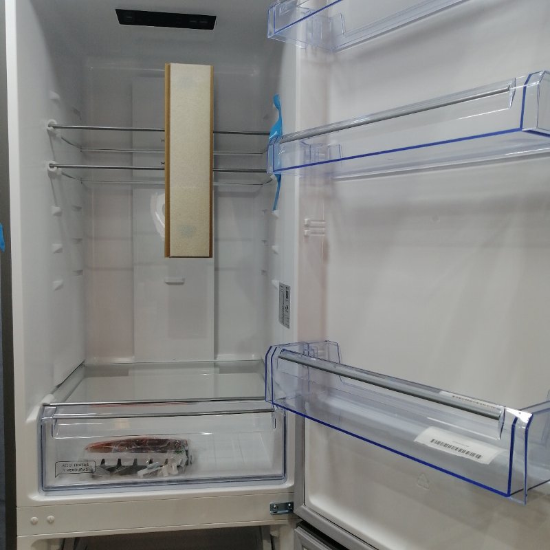 Refrigerador Congelador Mademsa Mi60s / Sistema De Deshielo Automatico Gris 285 Lts