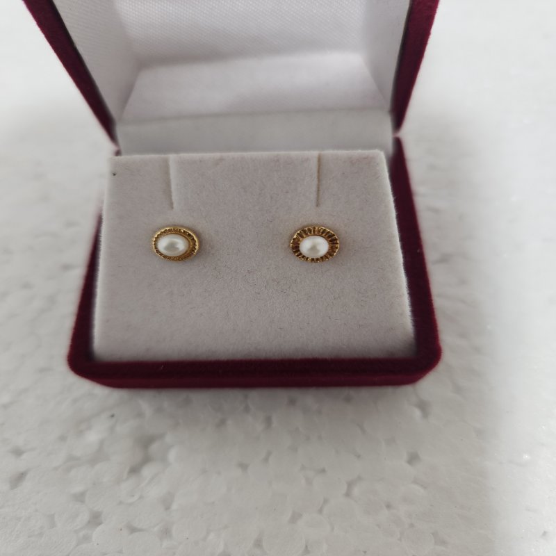 Aros Facetados de Perla Cultivada en Oro 18K Dorado