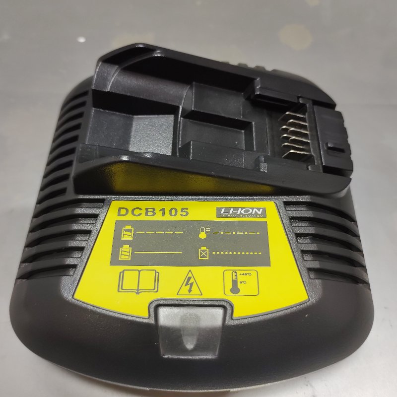 Cargador De Batería Lasica Dcb105 Dcb205 Dcb201 Dcb203 12v Y 20v Max