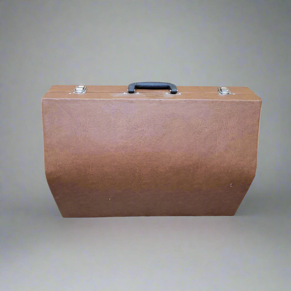 Antigua Maleta Generico De Acordeon Cafe