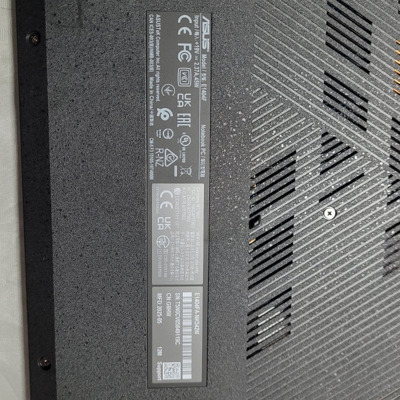 Notebook Vivobook Asus E1404fa Mixed Black Cpu: Amd R5-7520u / Ssd: 512gb / Ram: 16gb