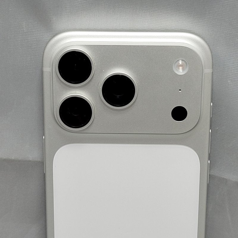 Apple iPhone 17 Pro 256GB Silver