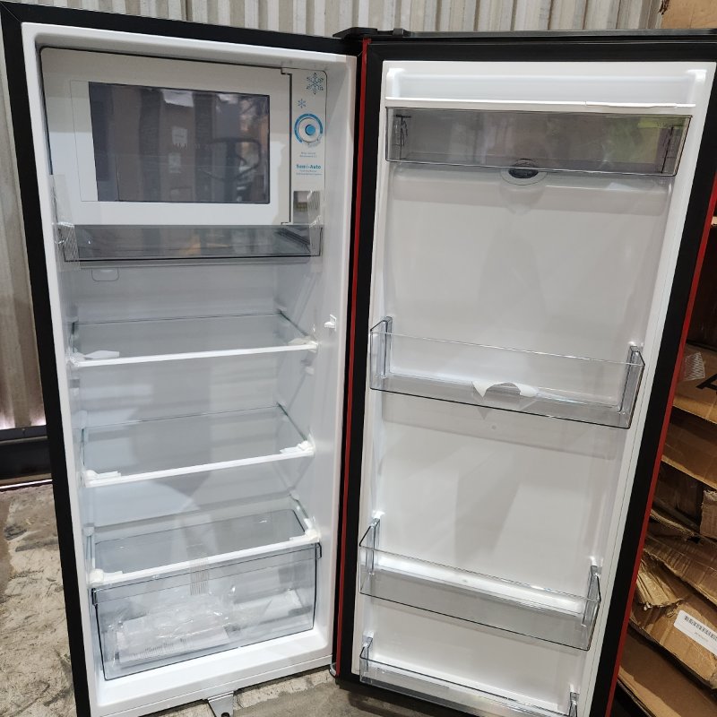Refrigerador Hisense HRO179RD Rojo 177 Litros, 49x123x50 cm