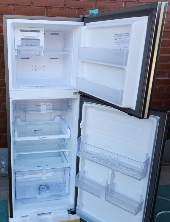 Refrigerador Samsung RT22FARADS8 Gris 234Litros