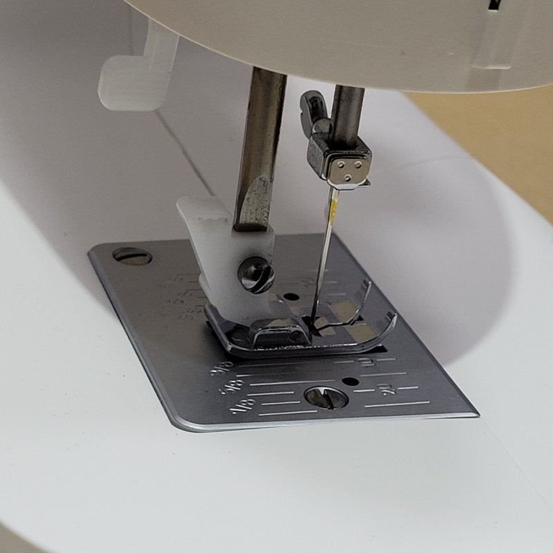 Máquina de Coser Singer M1605