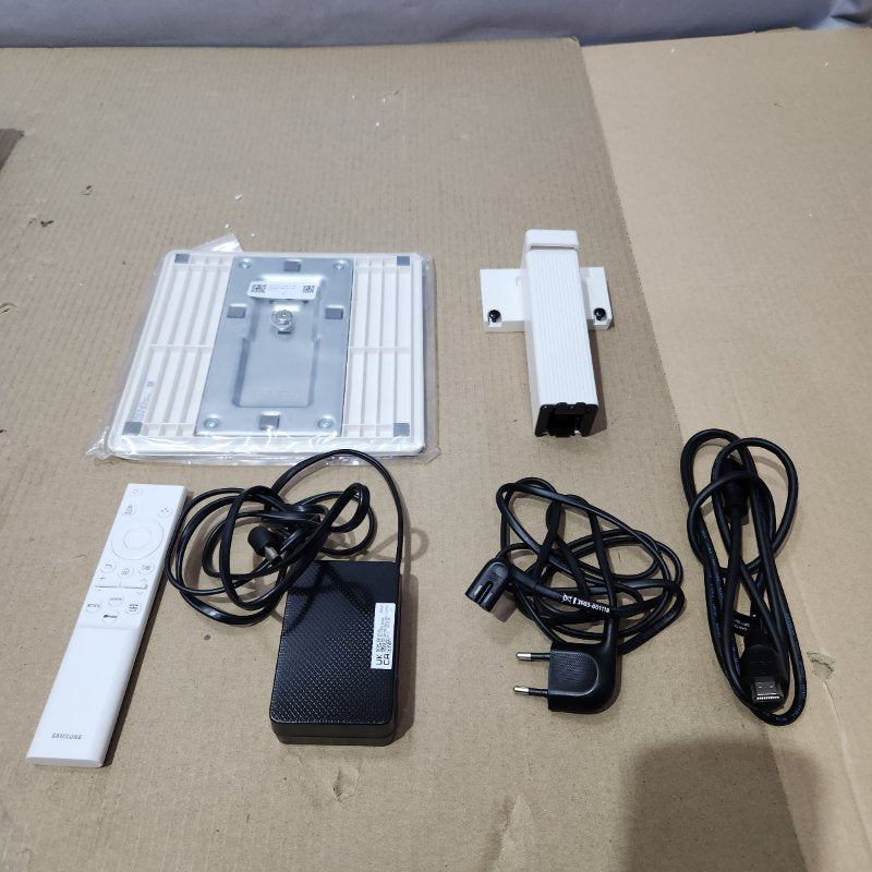 Monitor Samsung S32FM501EL 32 pulgadas, Blanco