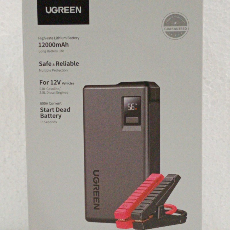 Arrancador de Auto Recargable Ugreen ES702 12000mAh
