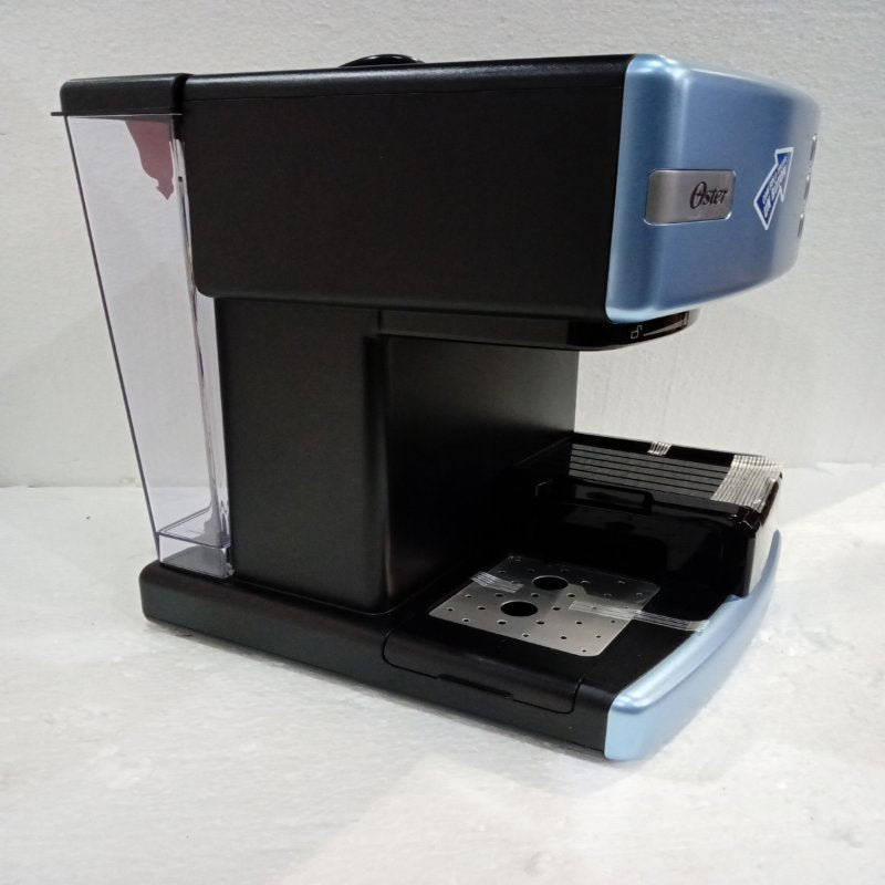 Cafetera Automática de Espresso Oster Prima Latte BVSTEM6603CC
