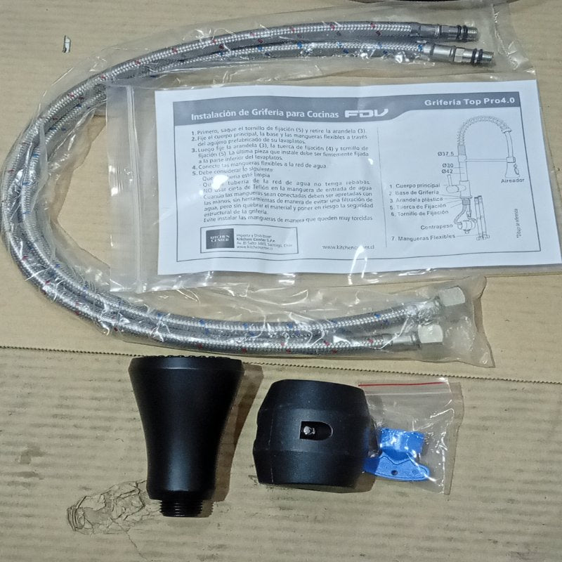 Monomando con caño flexible FDV Top Pro Black 4.0 3 funciones