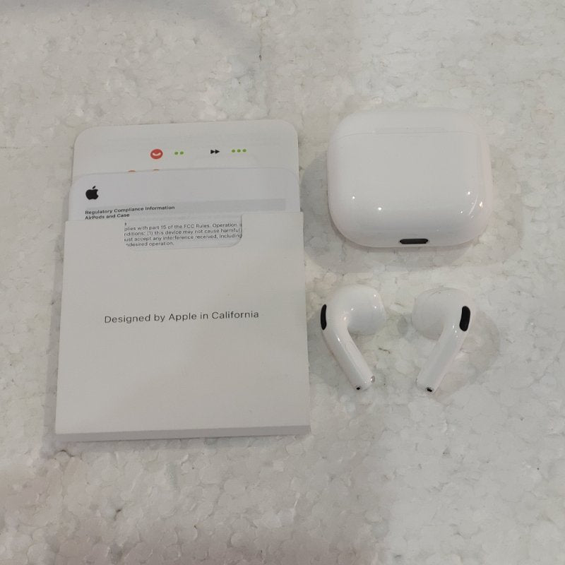 Audífonos Apple AirPods 4