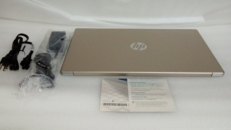 Notebook HP 15-fc0043la Ryzen 3 Windows 11 15.6 Pulgadas 512GB SSD 8GB RAM