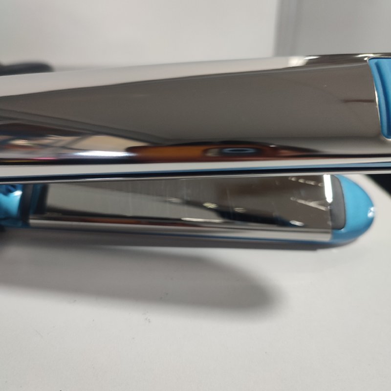 Plancha de Pelo Sokany CS-608 Nano Titanium 750°F 1 1/4 Pulgadas 50W 110-240V