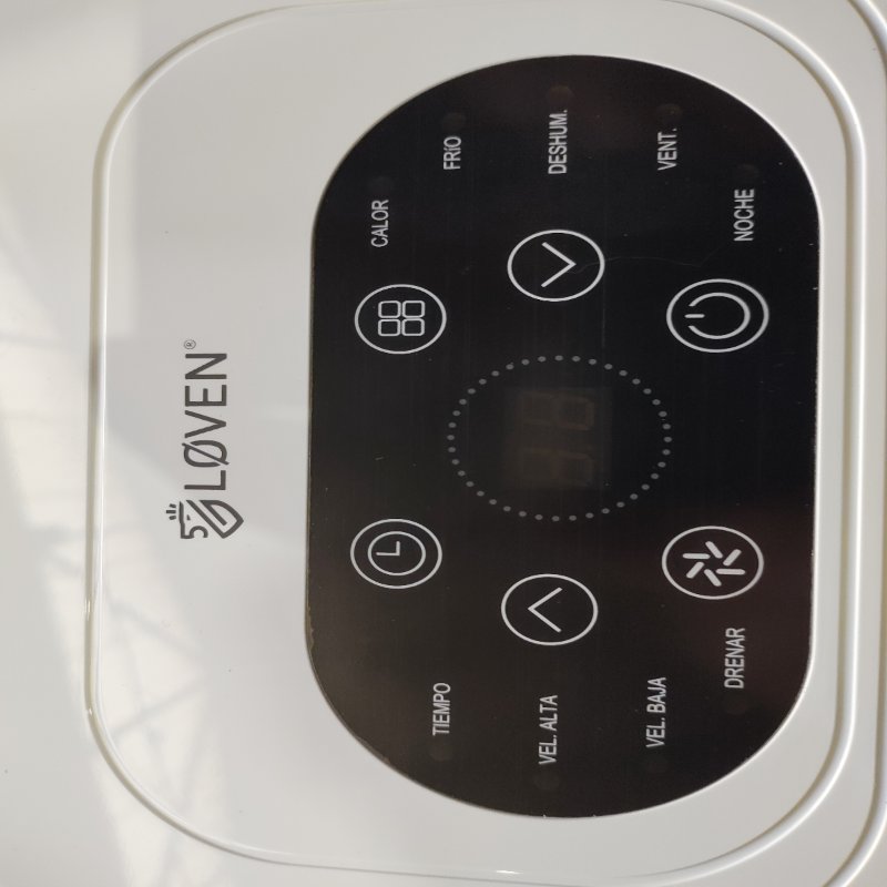 Aire acondicionado portátil Loven PAC 12000 BTU Blanco