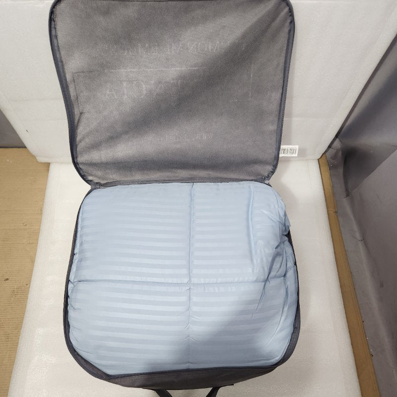 Plumón MF Embossed Valencia Super King Celeste 280 x 260 cm