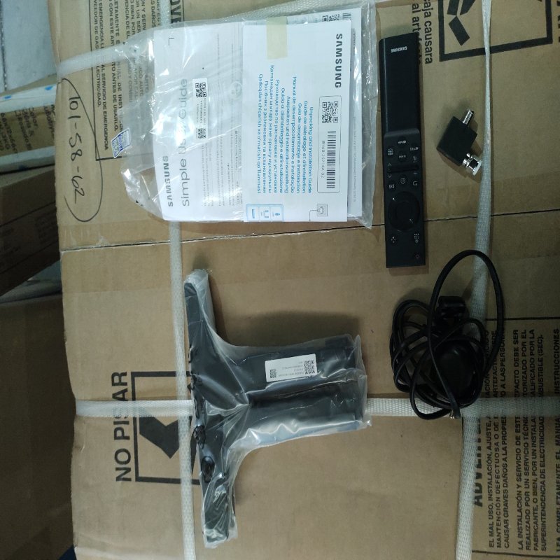 Smart TV Crystal UHD Samsung UN50U8000FG 50 Pulgadas