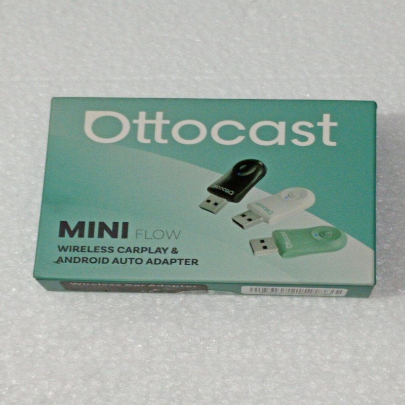 Adaptador Inalámbrico Ottocast 2 en 1 USB CarPlay Android Auto WiFi