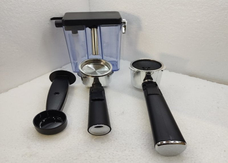 Cafetera Espresso Thomas TH-160DELI Inox – 20 Bar