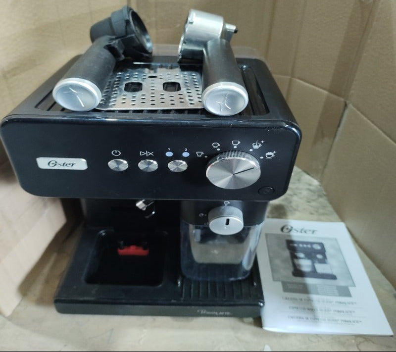 Cafetera Espresso Prima Latte Oster BVSTEM6604BK 220V, Negro