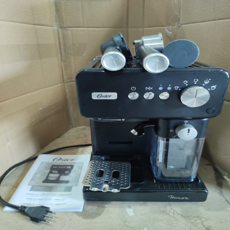 Cafetera Espresso Prima Latte Oster BVSTEM6604BK 220V, Negro