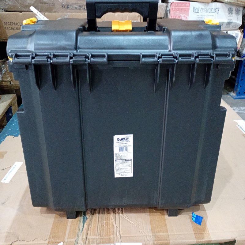 Caja Organizadora Extra Grande Dewalt DWST08400 54x37x42 cm, Negro