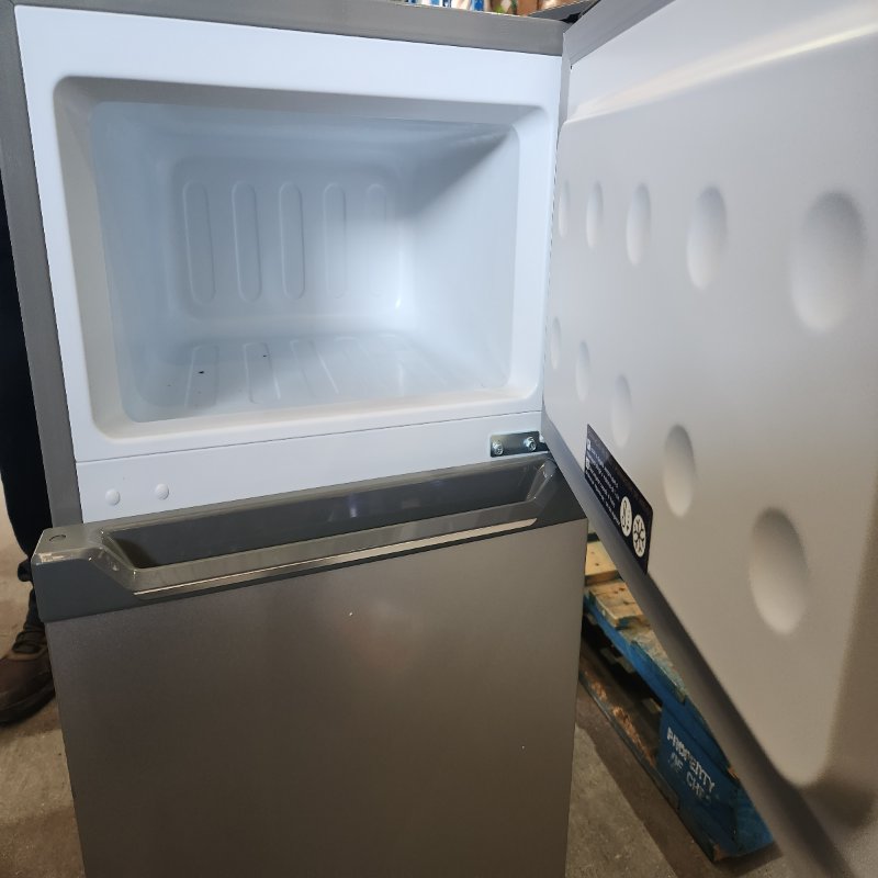 Refrigerador Mademsa MMB80S – Gris, 83 Litros
