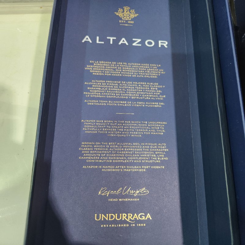 Vino Undurraga Altazor 750cc
