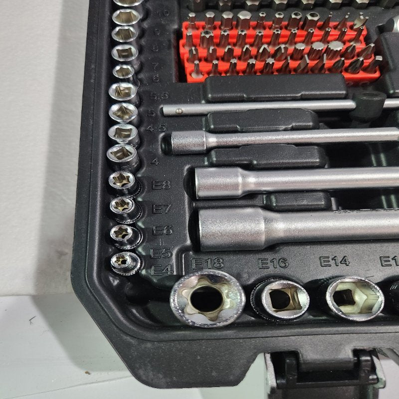 Kit de Herramientas Yato YT-38841 216 Piezas