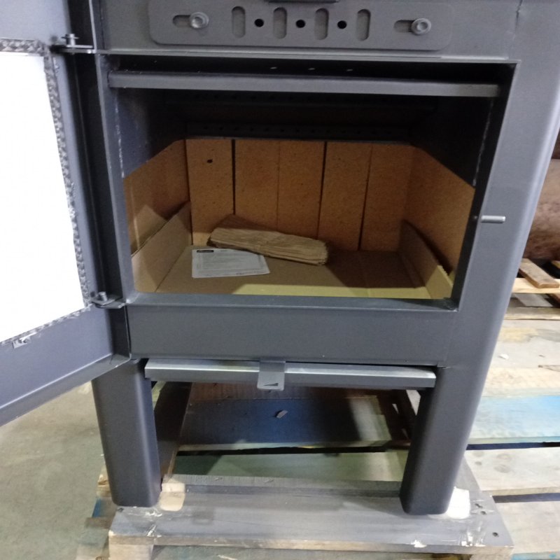 Estufa a Leña Amesti Firelog 380 Negro