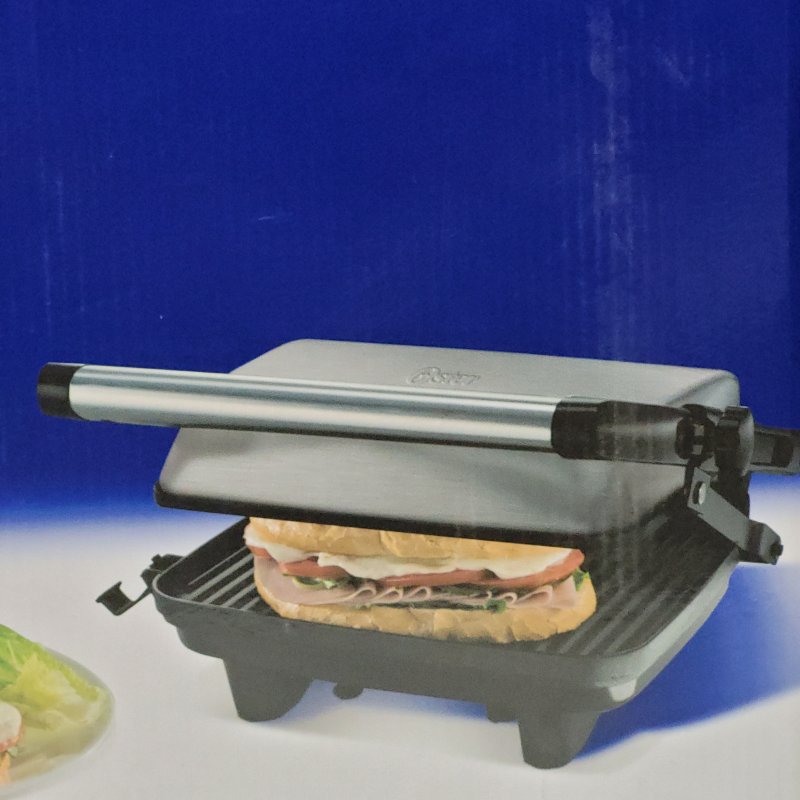 Sandwichera Oster CKSTPA2880