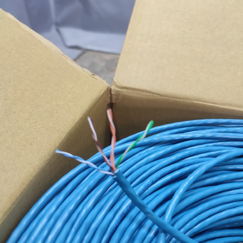 Cable Utp Cat5E Schrack Hseku424P1 Pvc 4X2Xawg24/1 Blue 305M