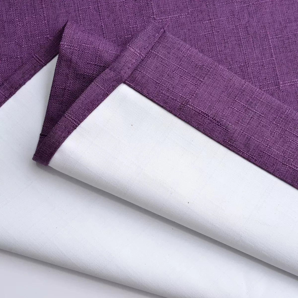 Pack de 2 Cortinas Térmicas Engomadas Morado Blackout