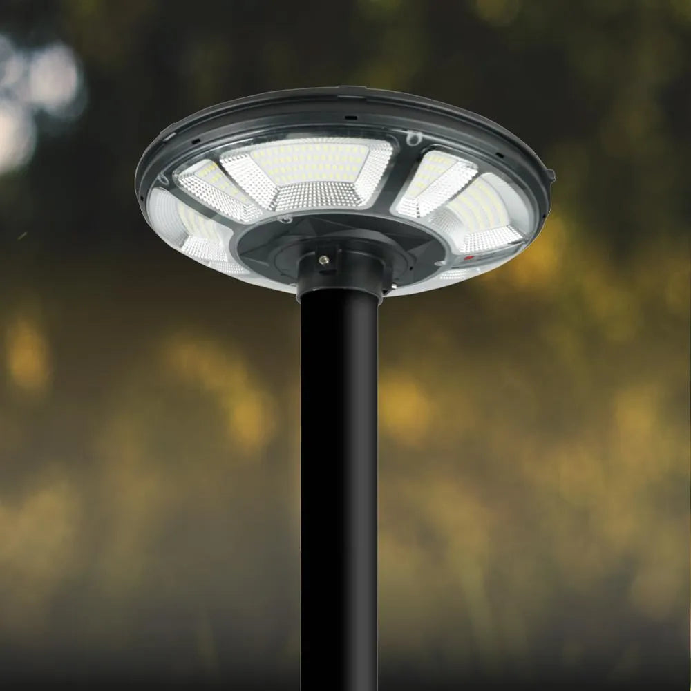 Págoda Solar BP Iluminación 900 Volúmenes 150W