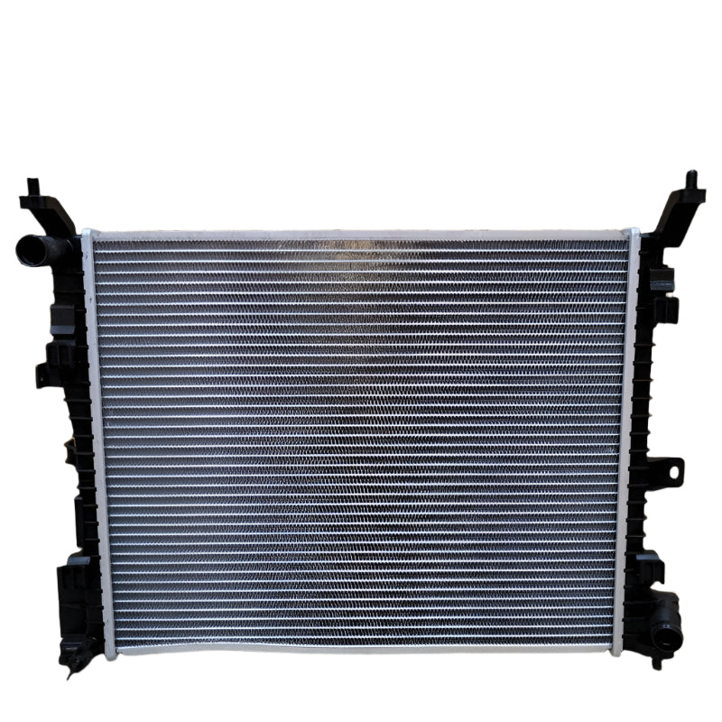 Radiador Nissan Versa 2016 Al 2019