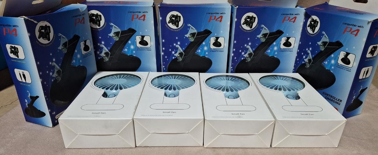 PACK 5 SOPORTE DE CARGA PARA CONTROL + 4 VENTILADOR SMALL FAN SA001 STAND PS 4 NEGRO 9 UNIDAD