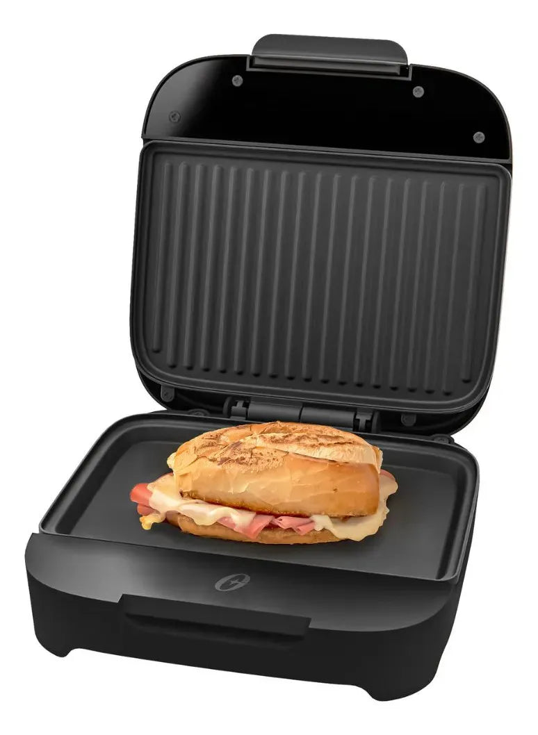 Sandwichera Oster CKSTSM400, Negro