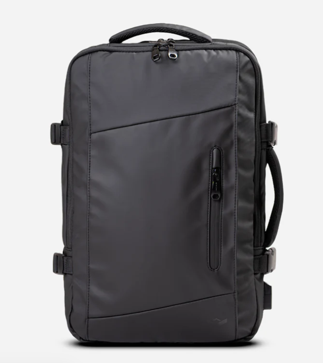 Mochila Carry Mennt On Pro 1.0 Negro Laptop 17 Pulgadas 26 A 38 Litros