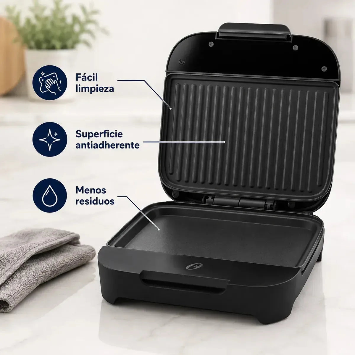 Sandwichera Oster CKSTSM400, Negro