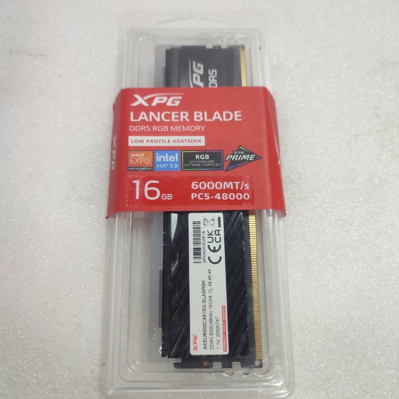 Memoria Ram Ddr5 Xpg Lancer Blade Black 16gb / 6000mt/S Pc5-48000