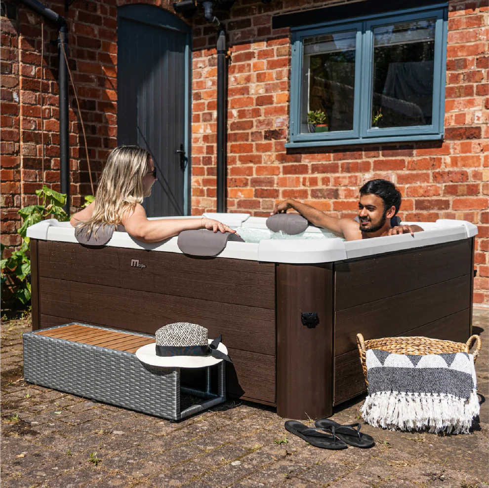 Jacuzzi Cuadrado Rígido Wifi  6 Personas Mspa Oslo F-Am063w Negro 850 Litros
