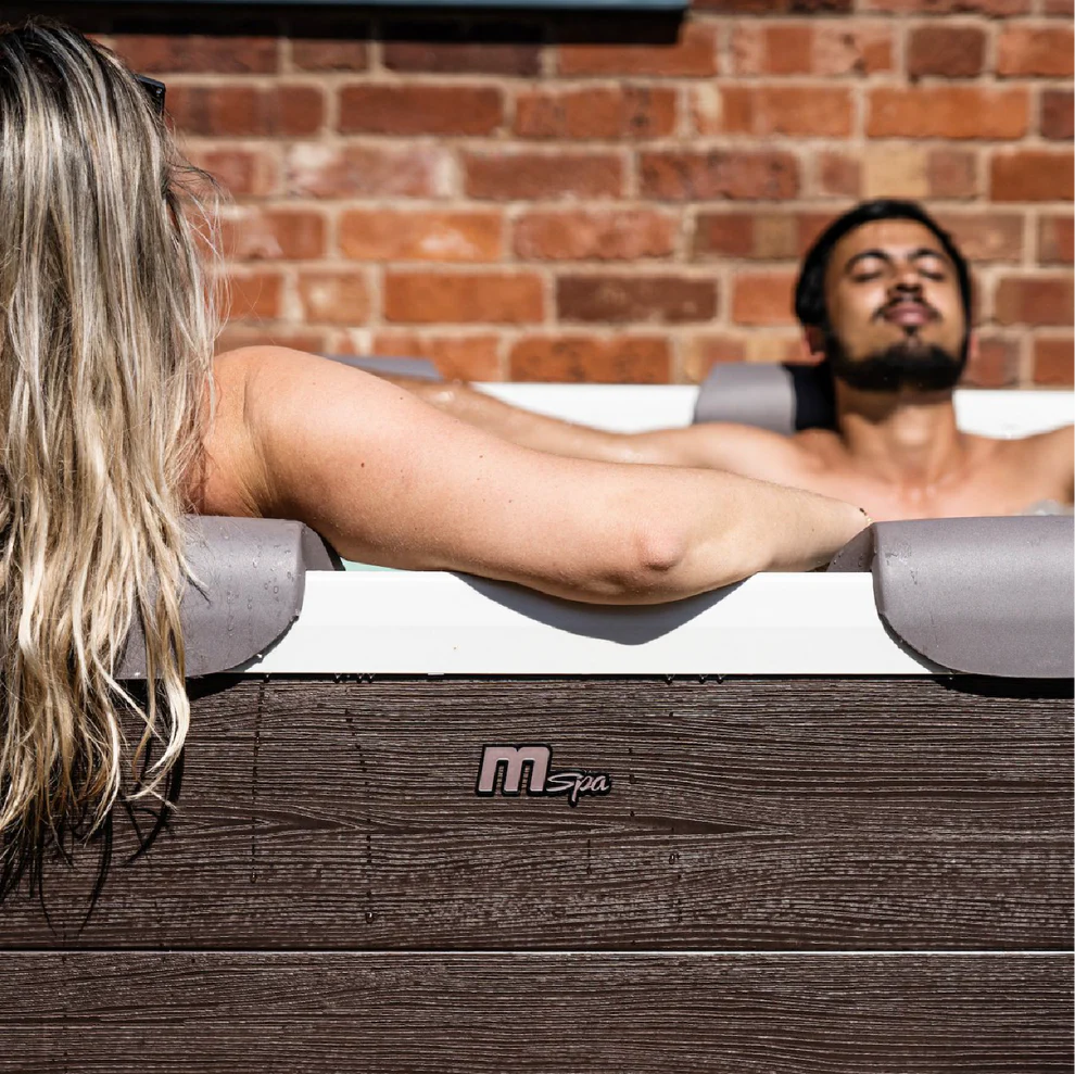 Jacuzzi Cuadrado Rígido Wifi  6 Personas Mspa Oslo F-Am063w Negro 850 Litros