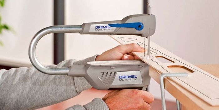 Dremel Moto-Saw MS20-01 2 en 1 – 220V, 50–60 Hz