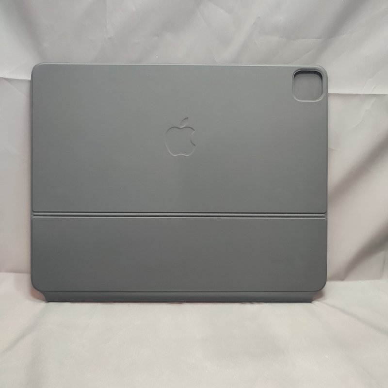 Teclado Magic Ipad Apple A2480 Black Ipad Air De 13" / Ipad Pro De 12.9" (3° A 6° Generacion)