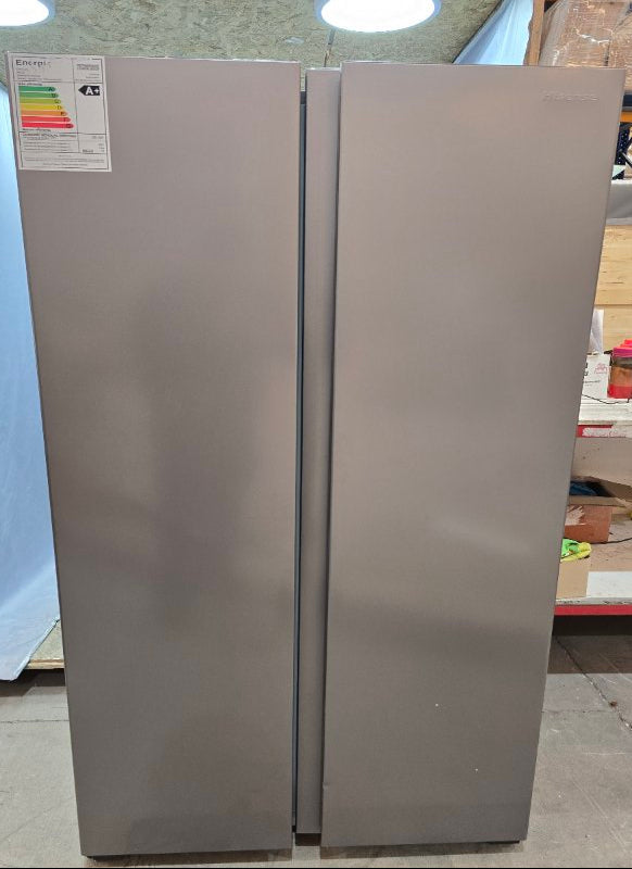 Refrigerador Congelador Dos Puertas Hisense Side By Side Rc-56ws Sistema De Deshielo Automático Silver 428 Litros