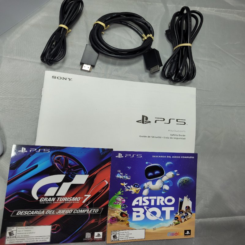 Consola Playstation 5 Sony Cfi-2115 Edicion Digital White 825gb