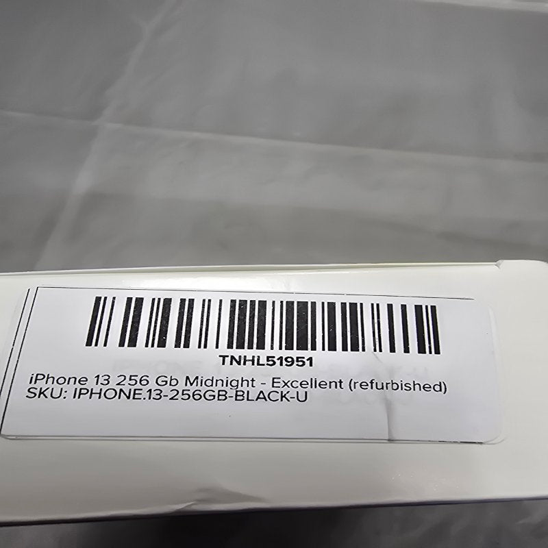 Celular iPhone 13 Apple Reacondicionado 256 GB Midnight 81% de Batería