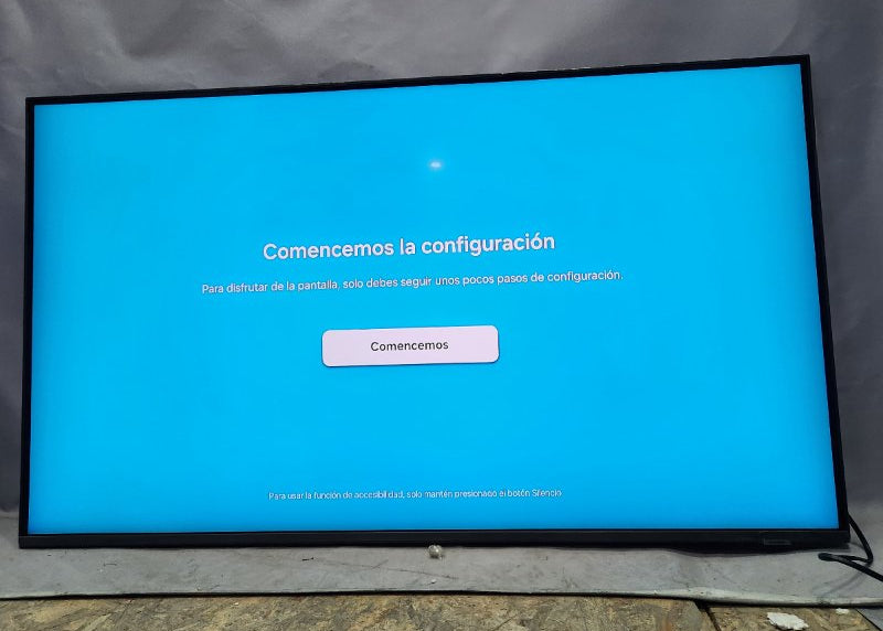 SMART TV QLED SAMSUNG QN43Q8FAAG 43 PULGADAS, NEGRO